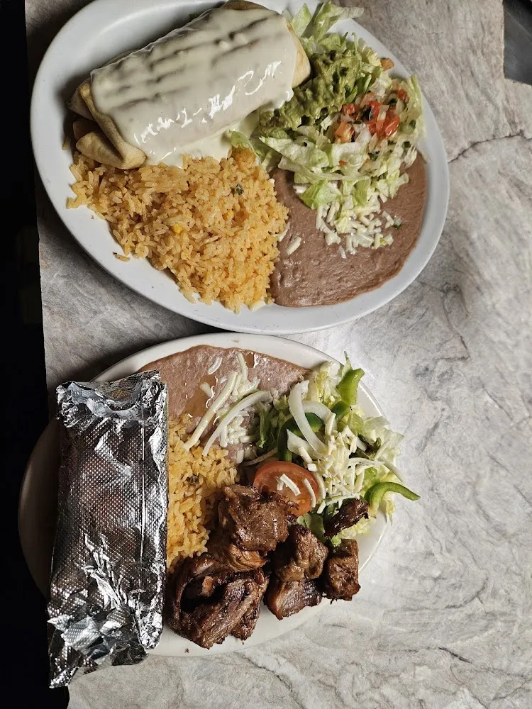Chimichanga Fajita and Carnitas